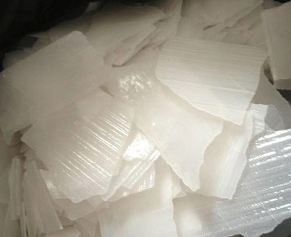 Industrial caustic soda